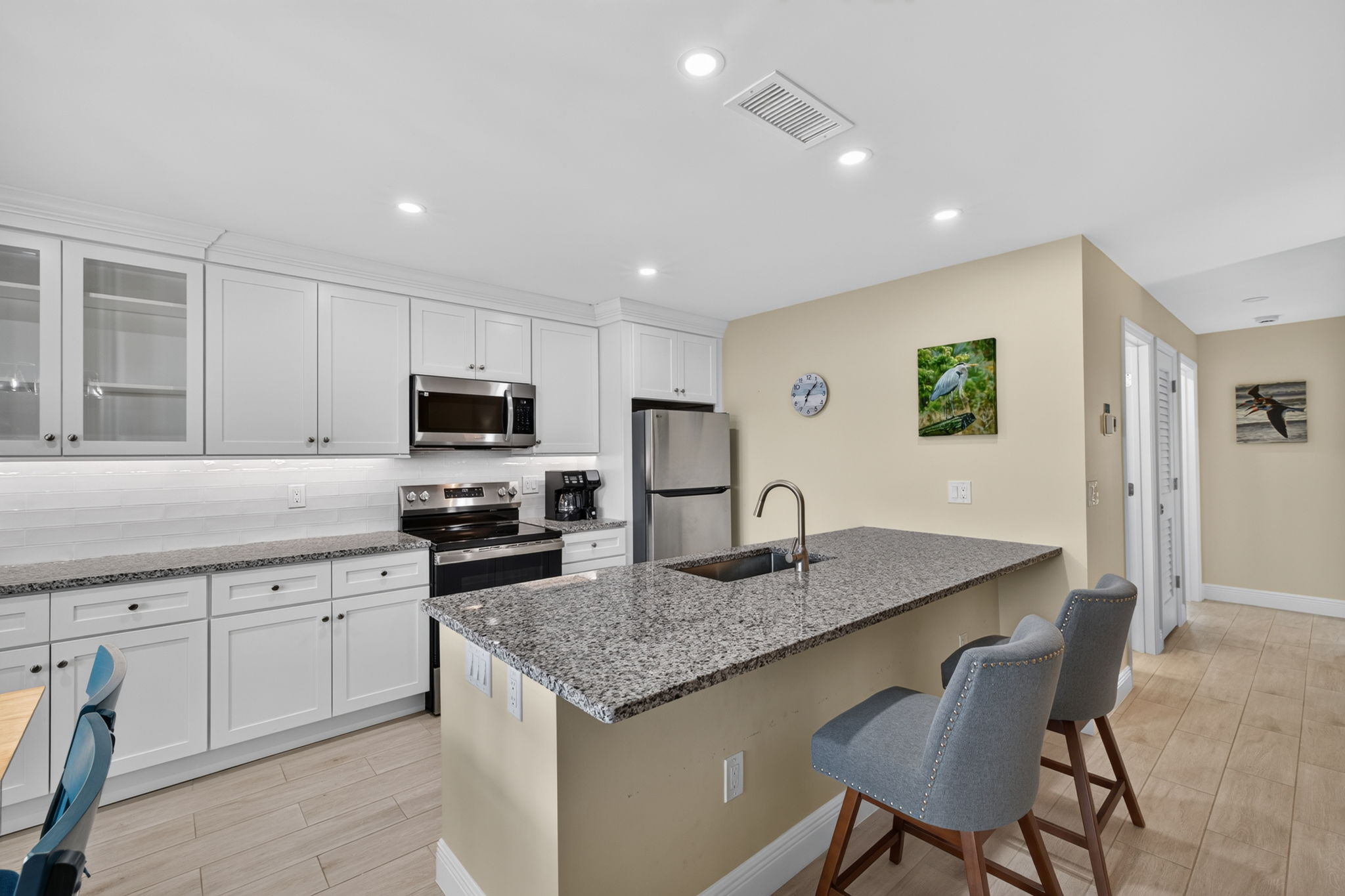 6-Breakfast Bar 1 of 2