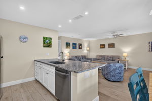 8-Kitchen