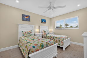 15-Guest Bedroom 1 of 2