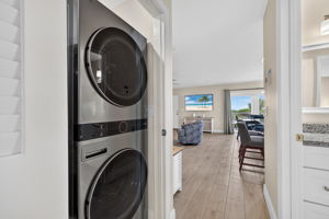 18-Laundry Room