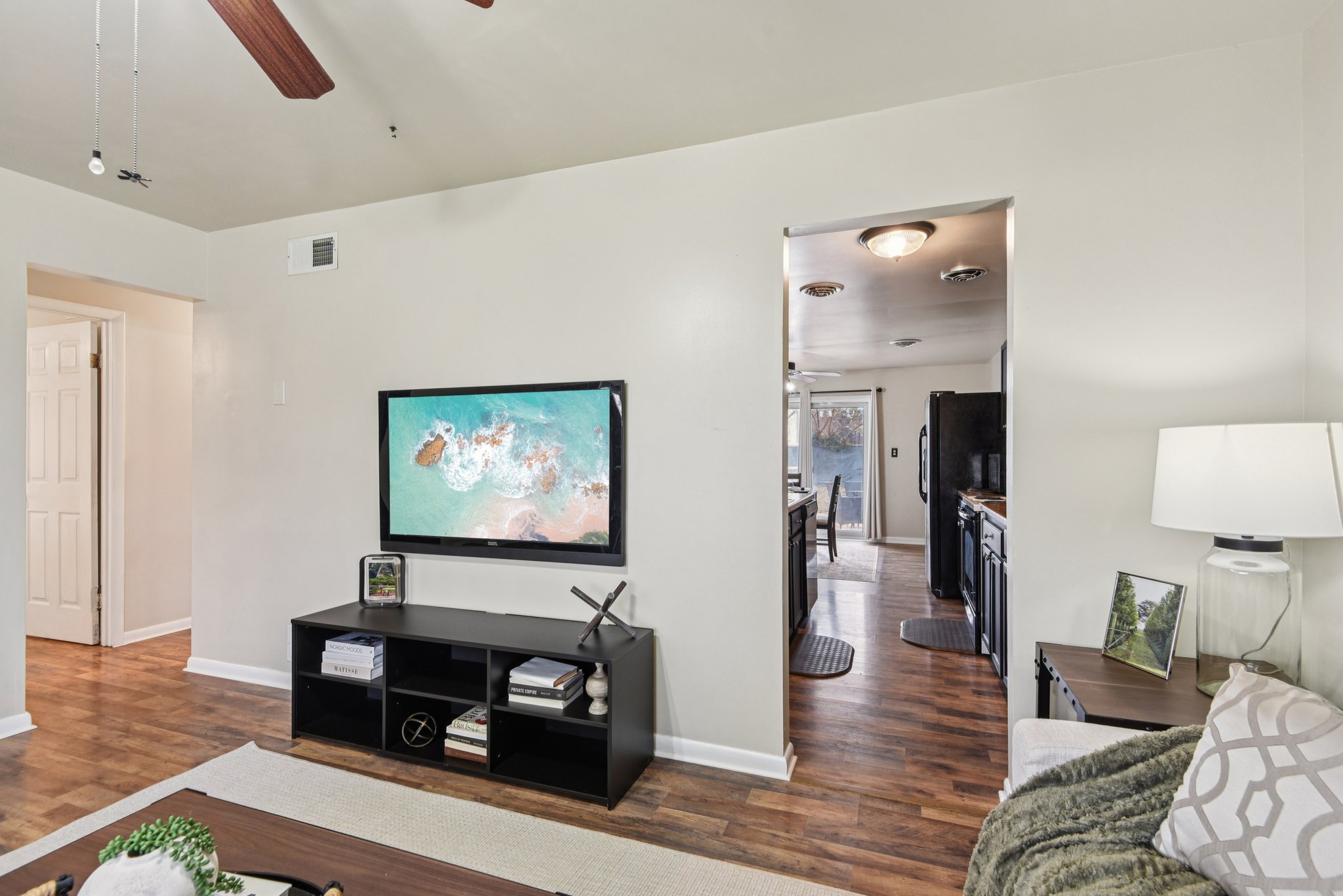 Johahn Dr-S1012-008.jpg