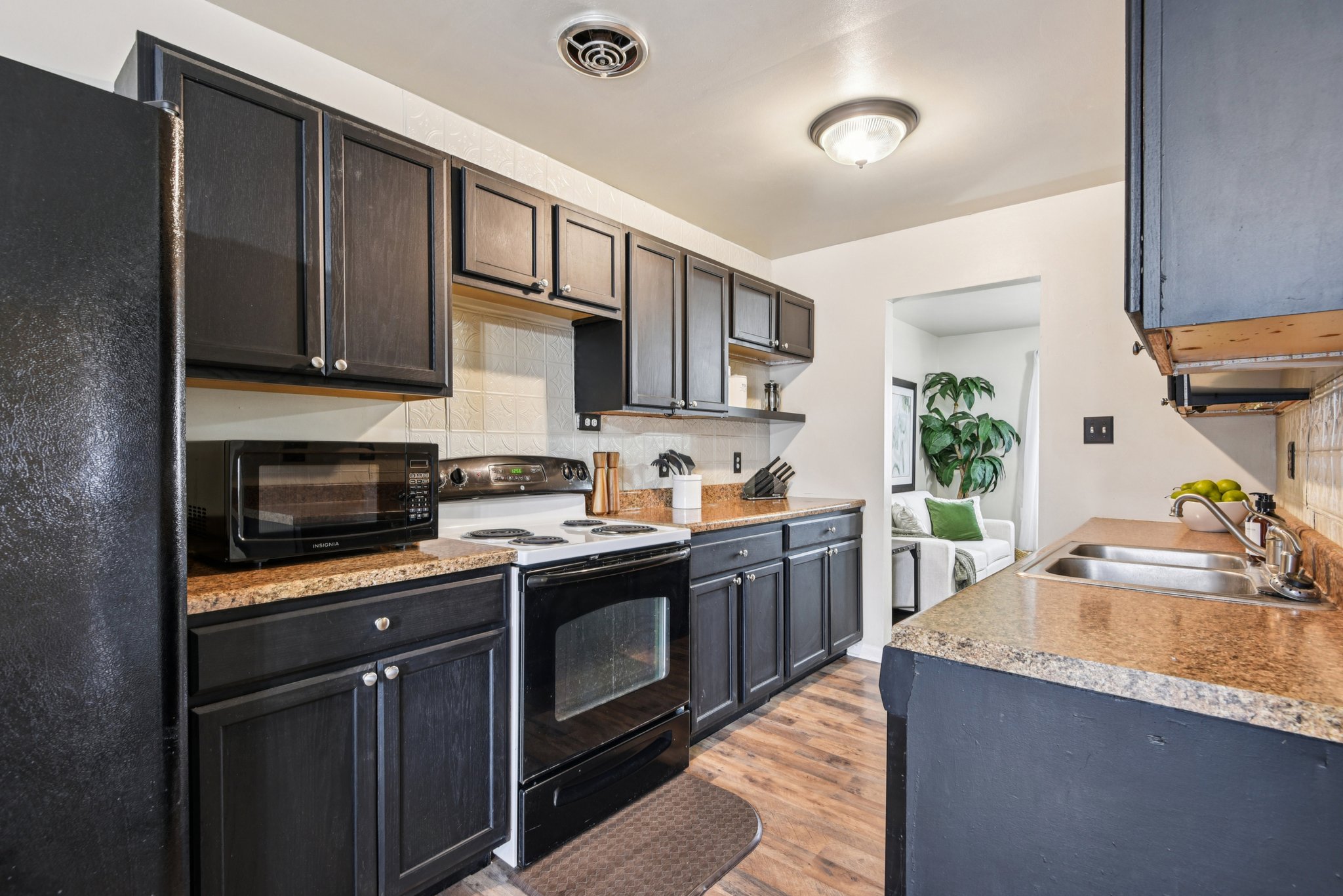 Johahn Dr-S1012-015.jpg