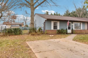 Johahn Dr-S1012-002.jpg