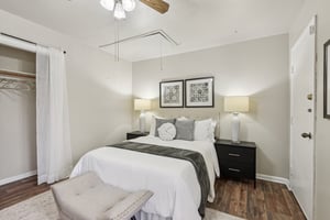 Johahn Dr-S1012-024.jpg