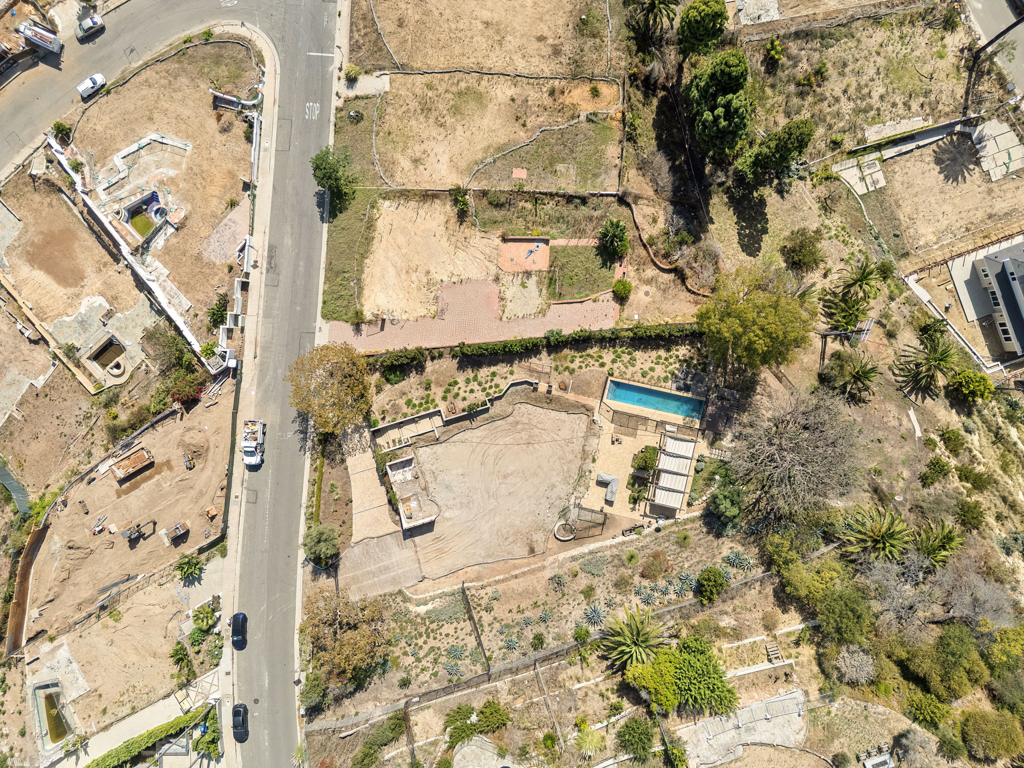 827 Lachman Lane-29