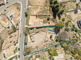 approx outline of lot