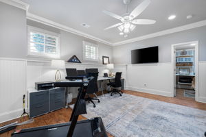  Photo 33