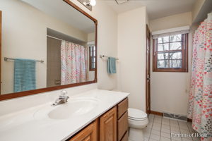 827 New Britton Rd, Carol Stream, IL 60188, USA Photo 22