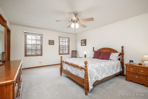 827 New Britton Rd, Carol Stream, IL 60188, USA Photo 18