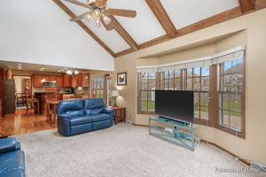 827 New Britton Rd, Carol Stream, IL 60188, USA Photo 15