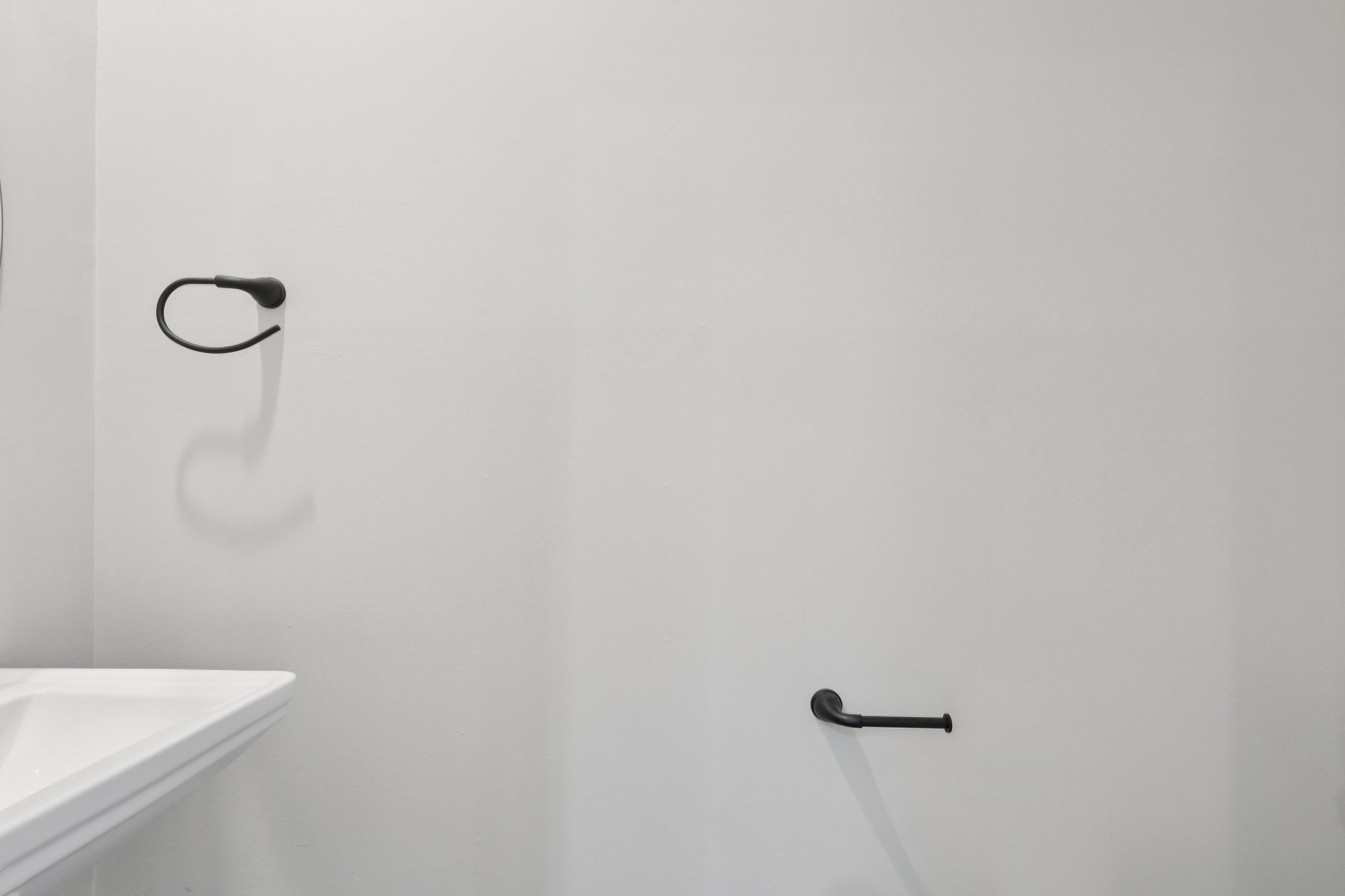 W 4th St-S0104-020.jpg