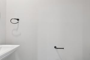 W 4th St-S0104-020.jpg