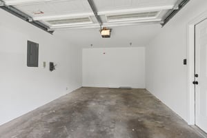 W 4th St-S0104-048.jpg