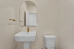  Photo 30