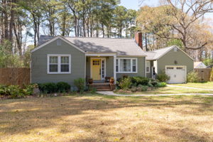 828 E Sparrow Rd, Virginia Beach, VA 23464, USA Photo 1