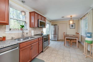 828 E Sparrow Rd, Virginia Beach, VA 23464, USA Photo 13