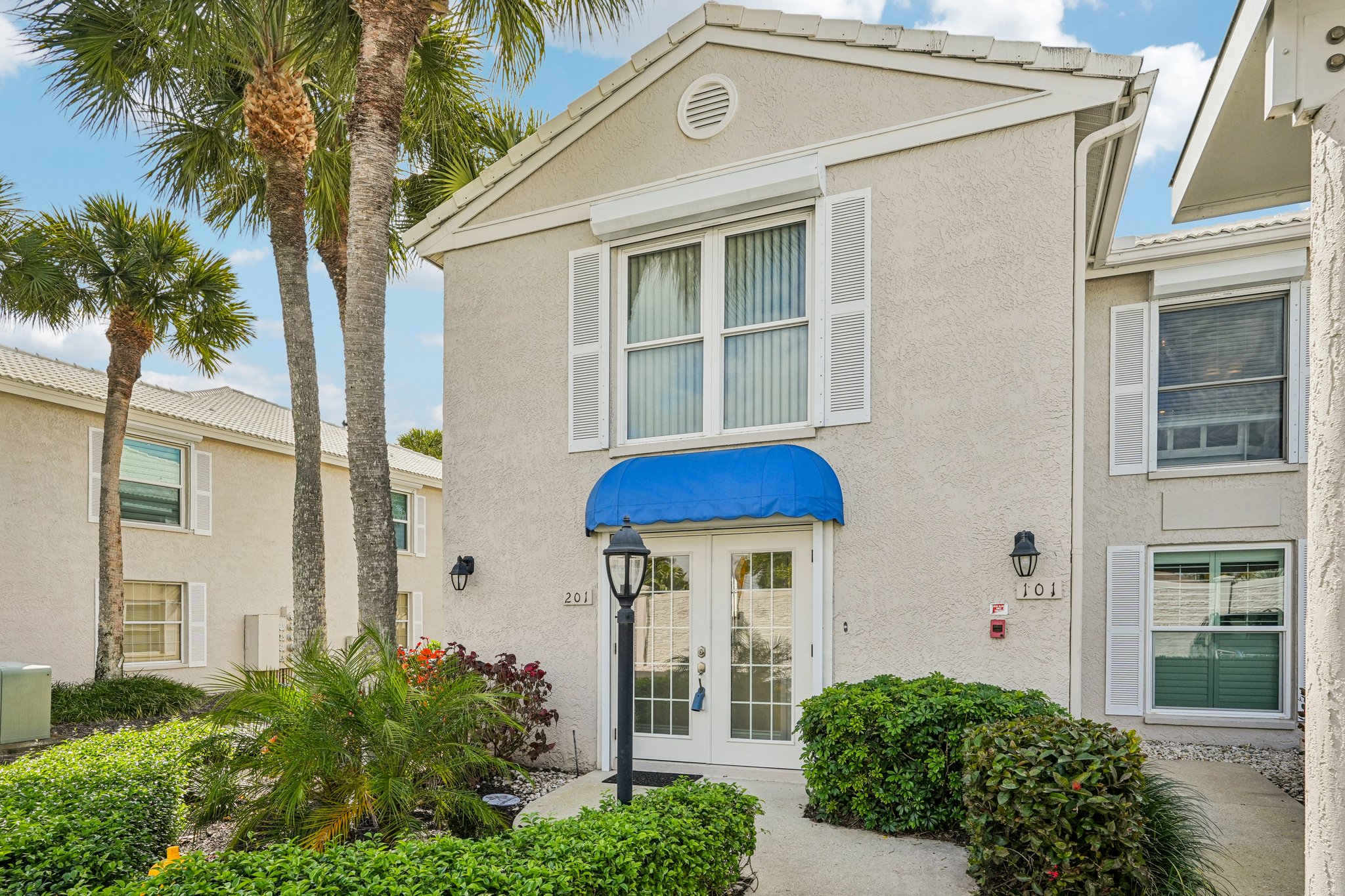 Gulf Pavilion Dr-S1902-003.jpg