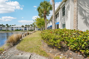 Gulf Pavilion Dr-S1902-035.jpg