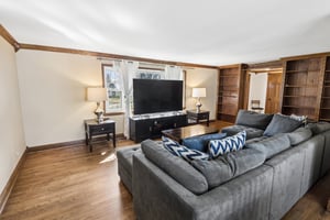 828 Harwich Ln_003.jpg