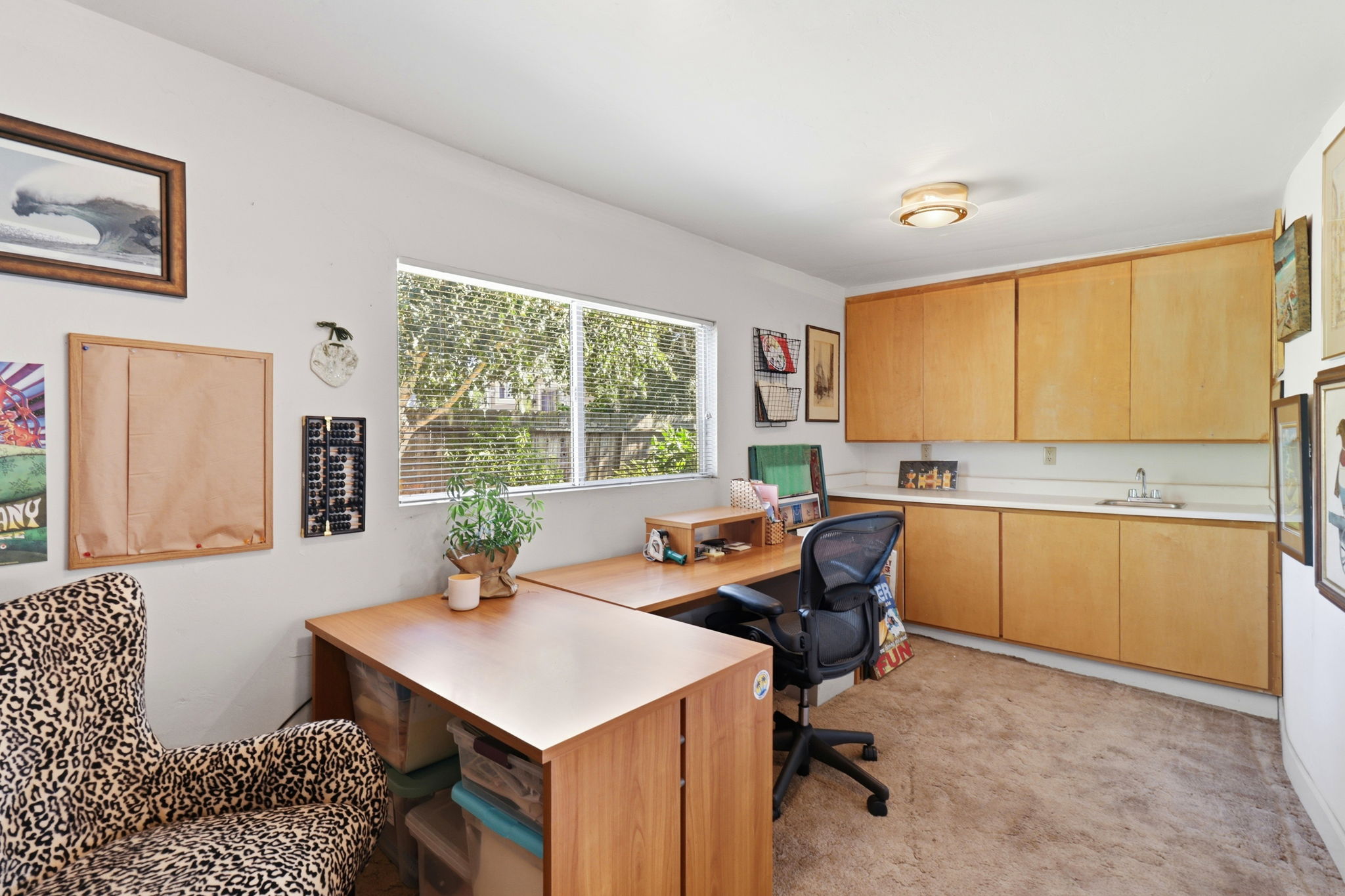 027_F8_828 Laurel Ave