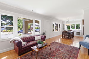 011_F8_828 Laurel Ave
