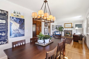 023_F8_828 Laurel Ave