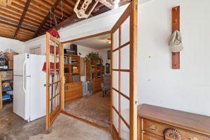 026_F8_828 Laurel Ave