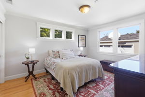 031_F8_828 Laurel Ave