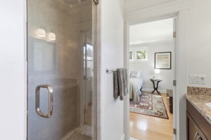 036_F8_828 Laurel Ave