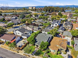 006_F8_AERIAL_828 Laurel Ave