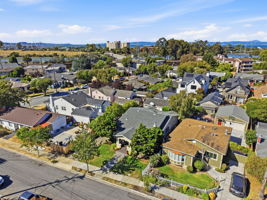 013_F8_AERIAL_828 Laurel Ave
