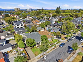 014_F8_AERIAL_828 Laurel Ave