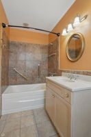 Soaking tub