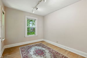 Third bedroom (second floor)