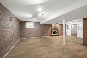 Photo 34
