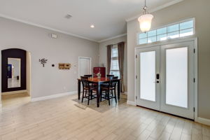 Foyer/Dining Room