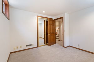  Photo 39