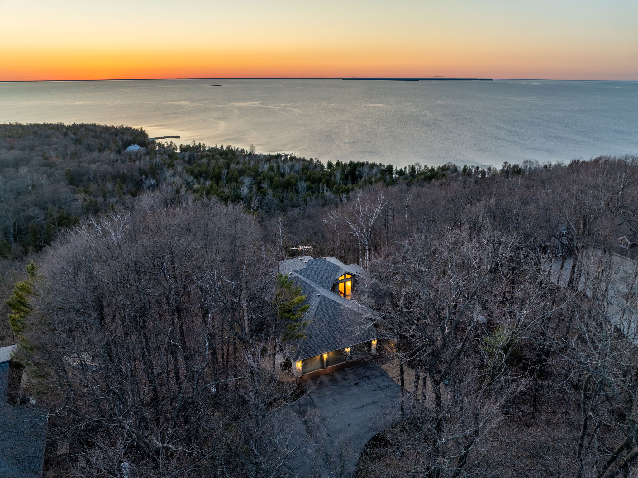 8283 Island View Rd Fish Creek Wisconsin full-4