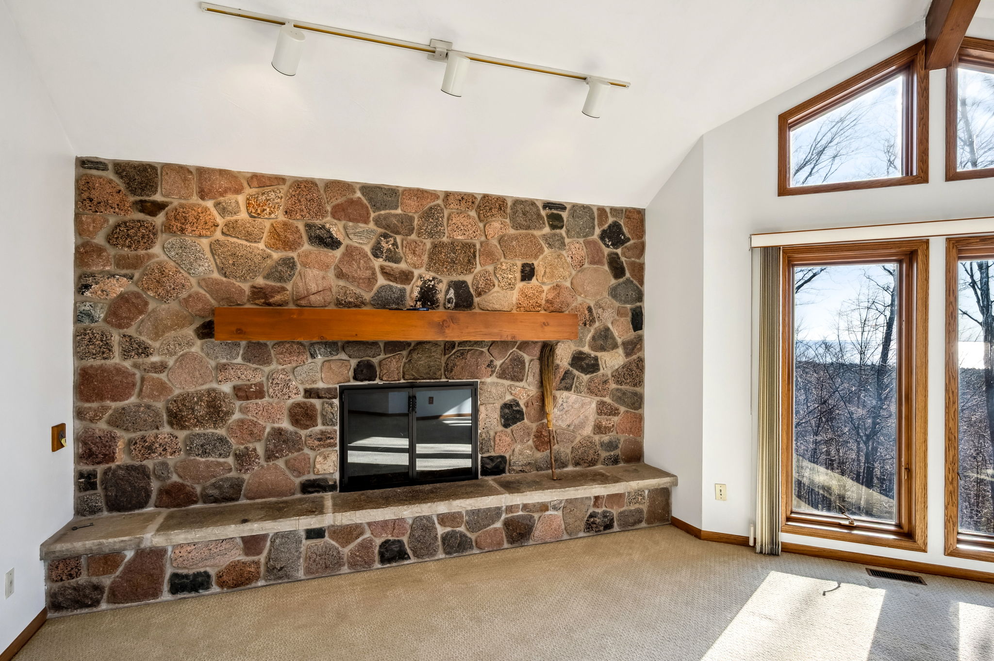 8283 Island View Rd Fish Creek Wisconsin full-27