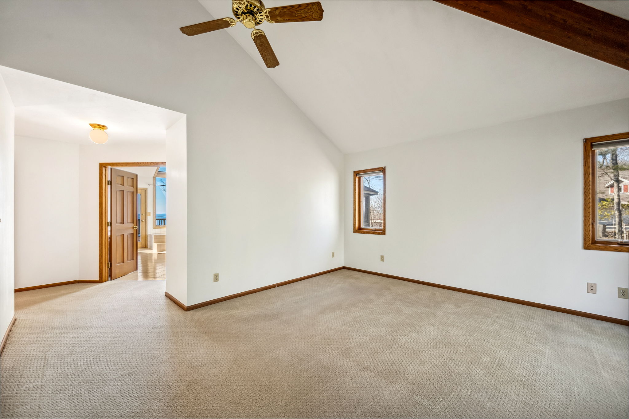 8283 Island View Rd Fish Creek Wisconsin full-48