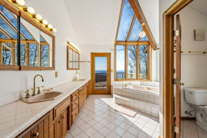 8283 Island View Rd Fish Creek Wisconsin full-49