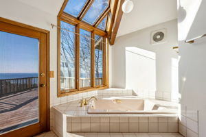 8283 Island View Rd Fish Creek Wisconsin full-50