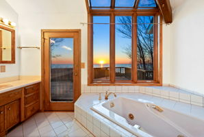8283 Island View Rd Fish Creek Wisconsin full-52