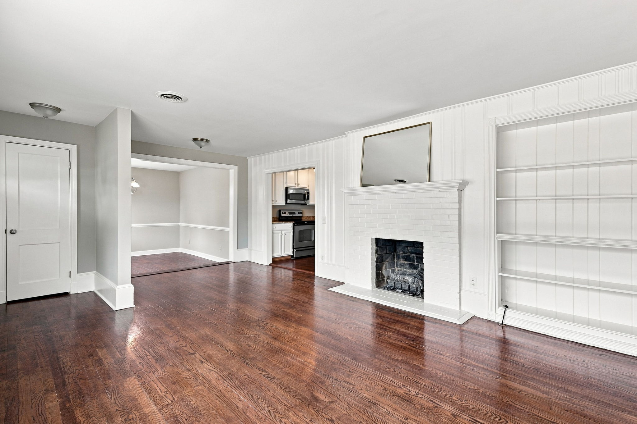 07-Living Room
