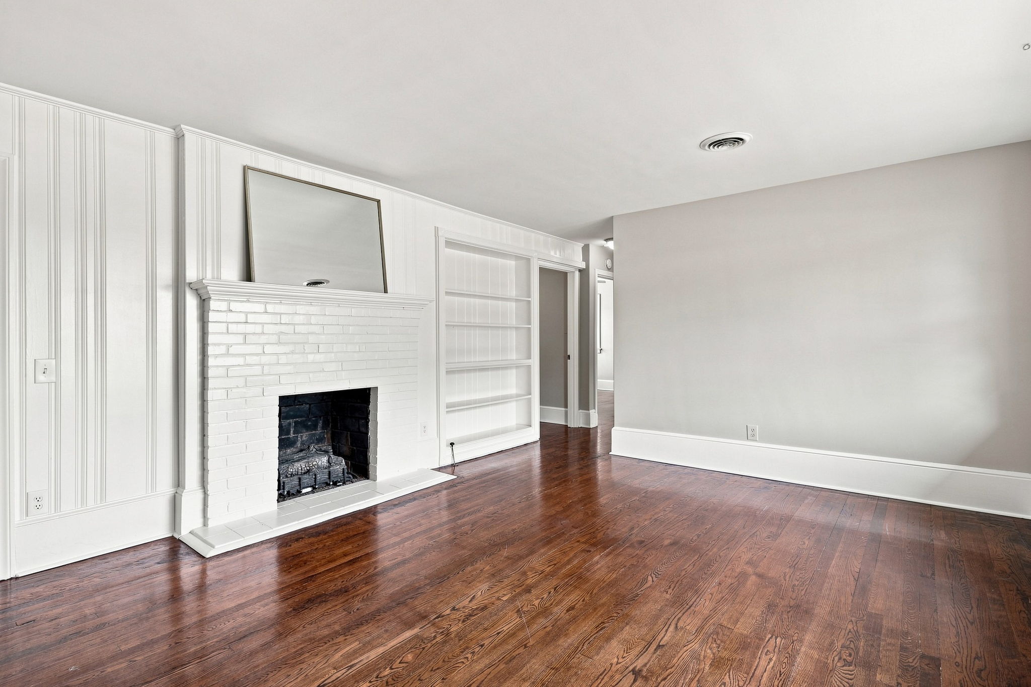 08-Living Room