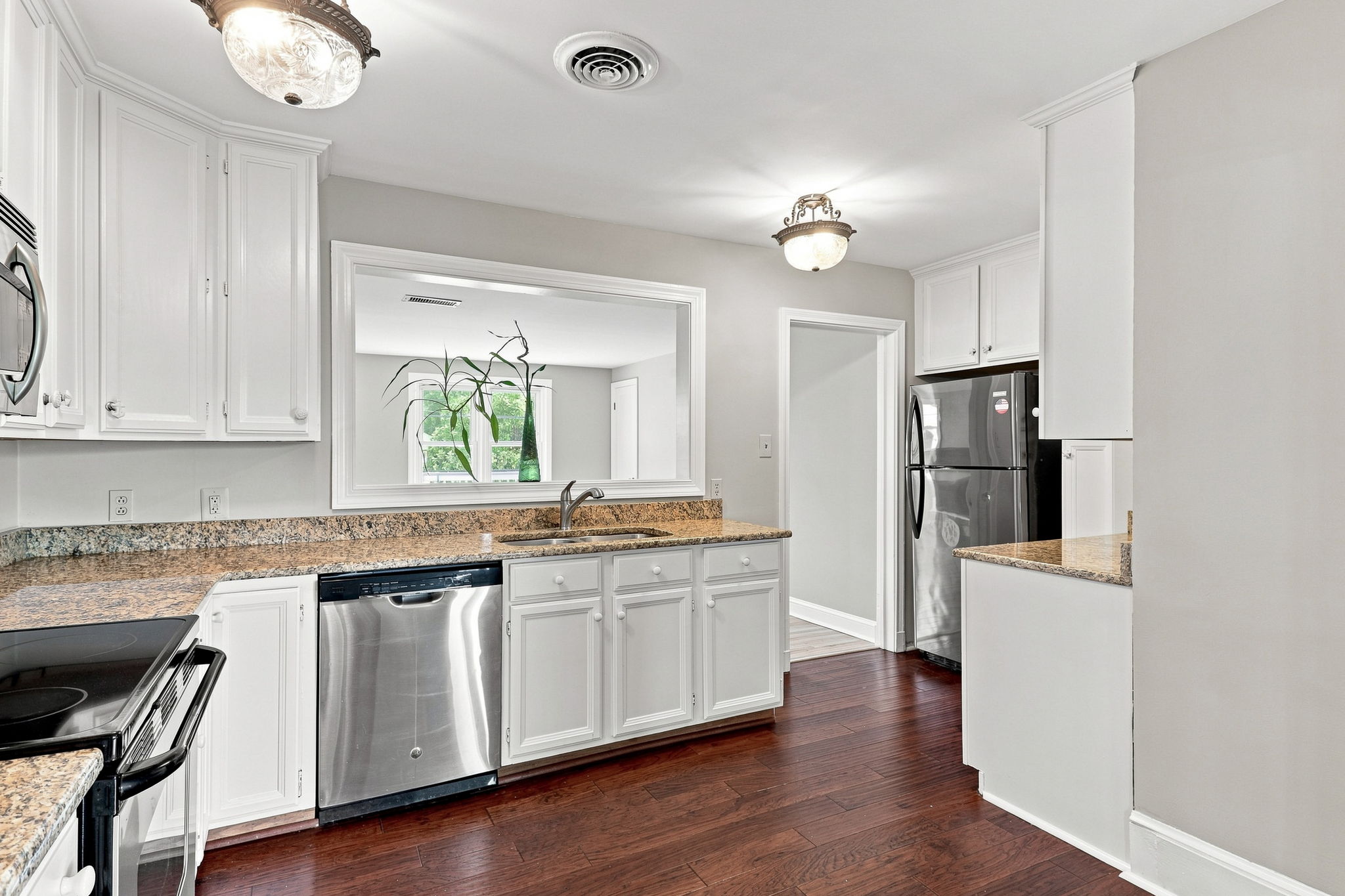 11-Kitchen