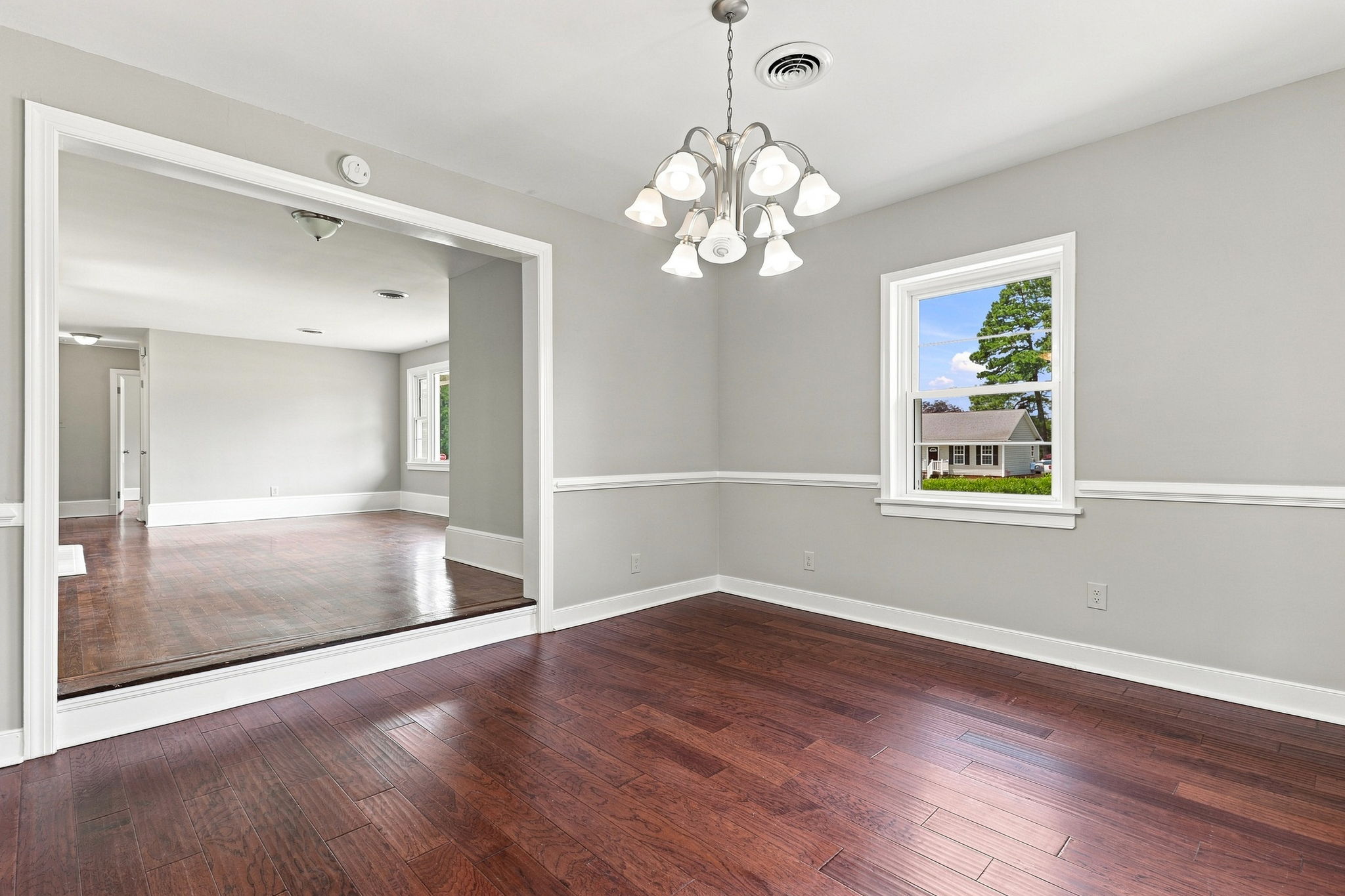 16-Dining Room