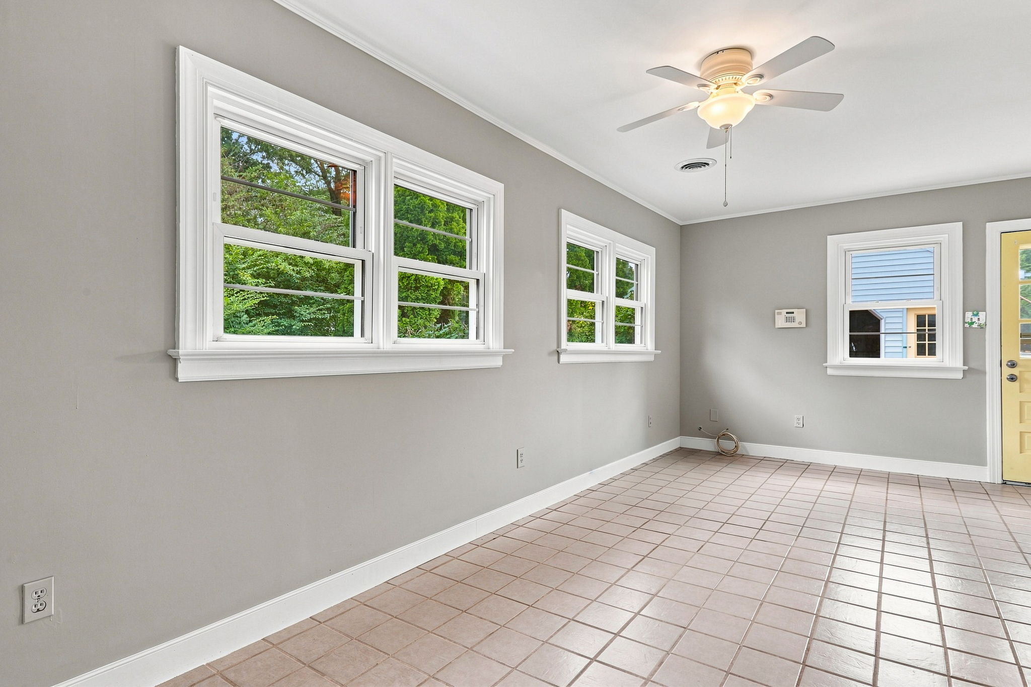 22-Sunroom
