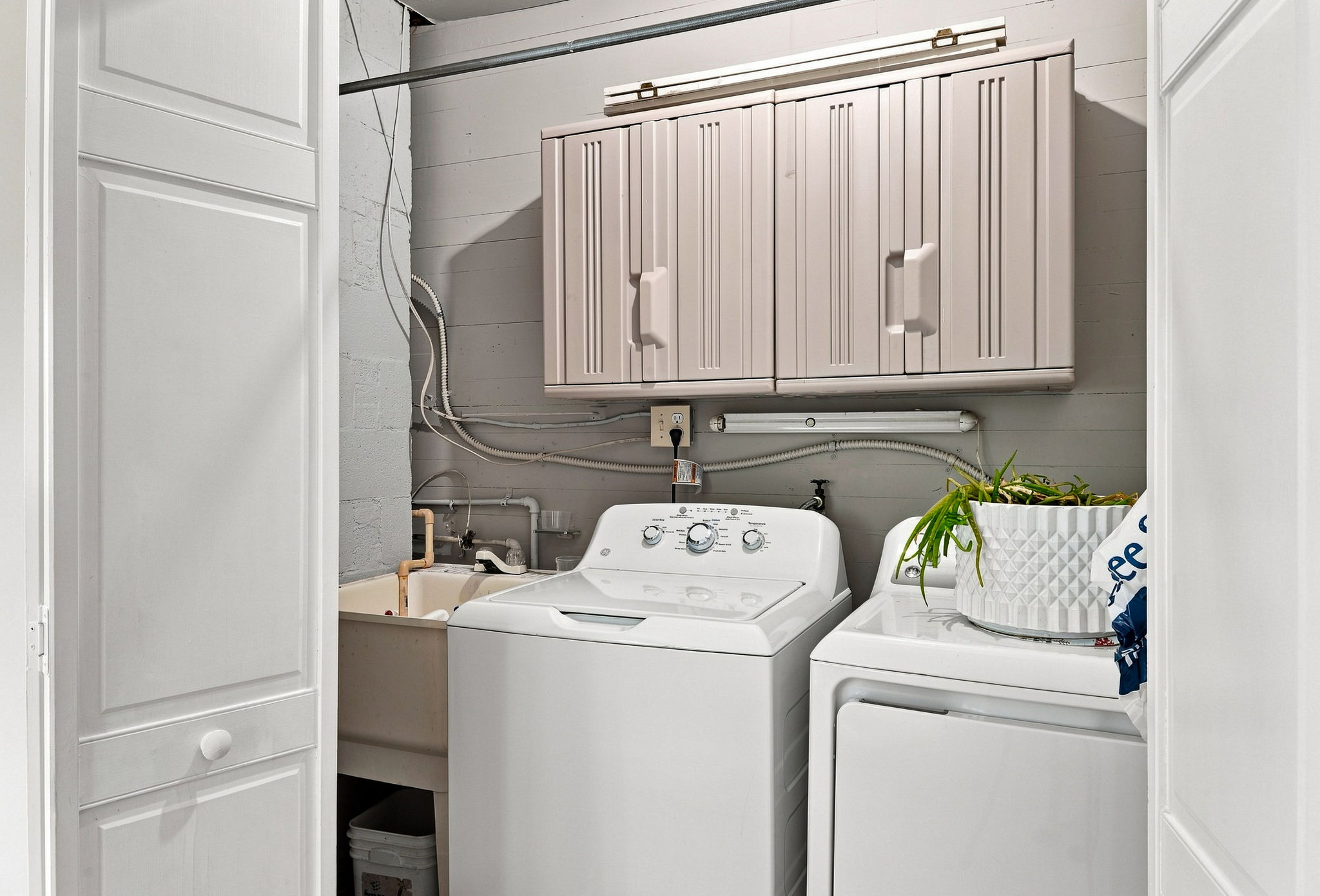 24-Laundry Room