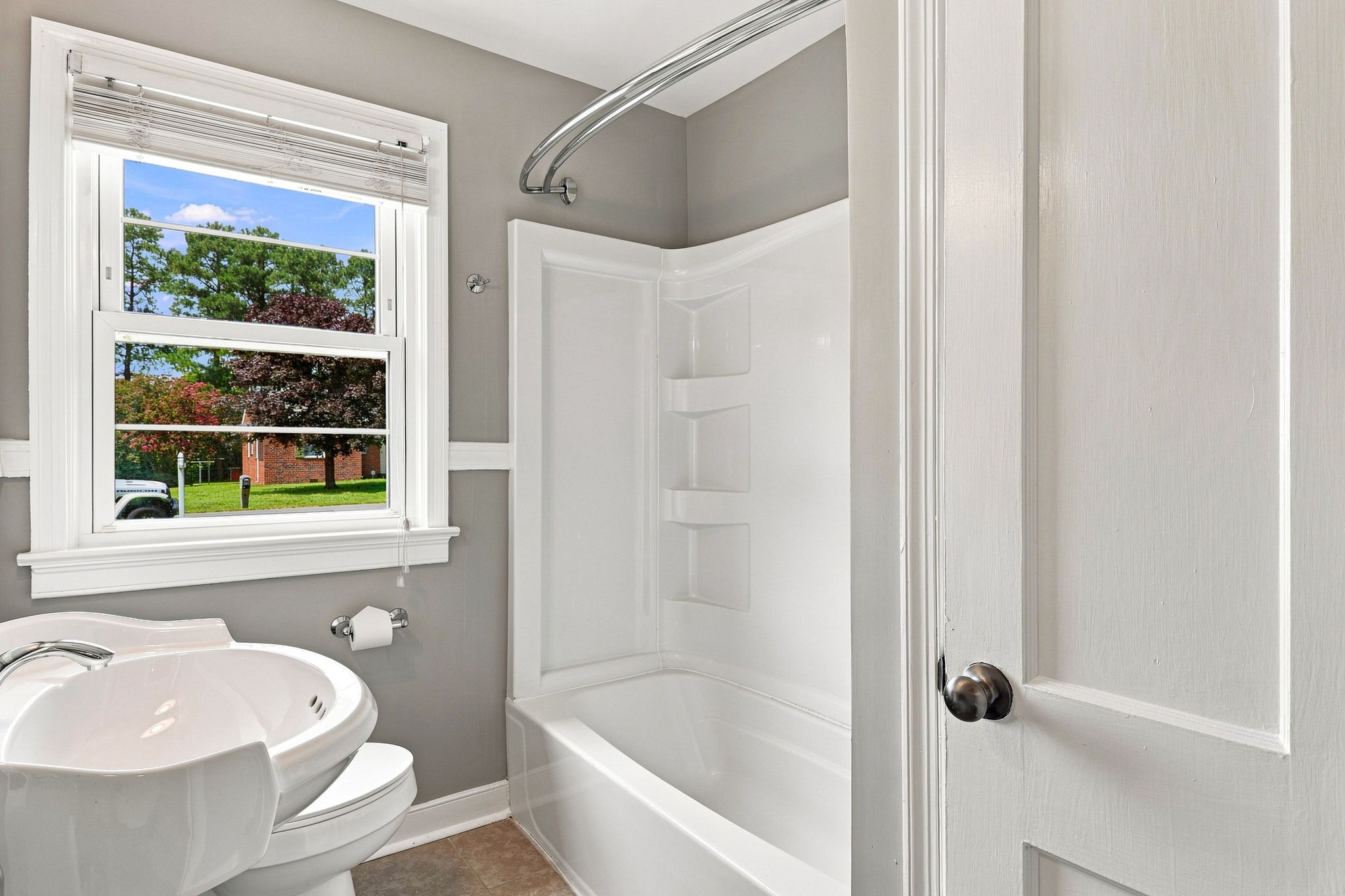 30-Hall Bath